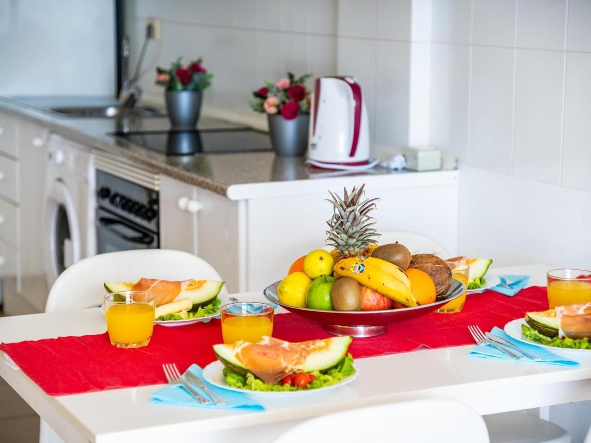 Apartament 1 1 Beautiful Seafront With Balcony And Wifi Los Cristianos  Zewnętrze zdjęcie