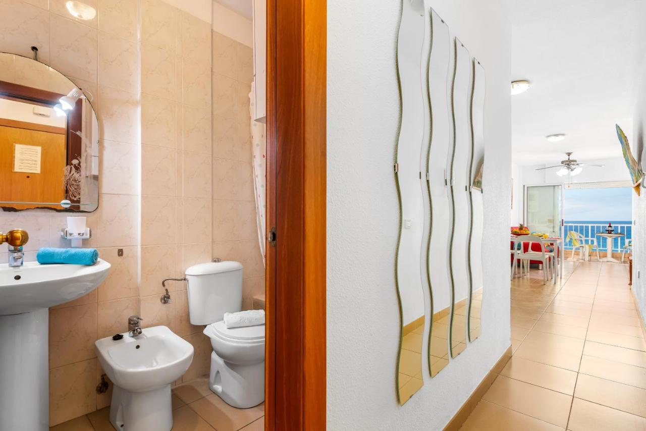 Apartament 1 1 Beautiful Seafront With Balcony And Wifi Los Cristianos  Zewnętrze zdjęcie